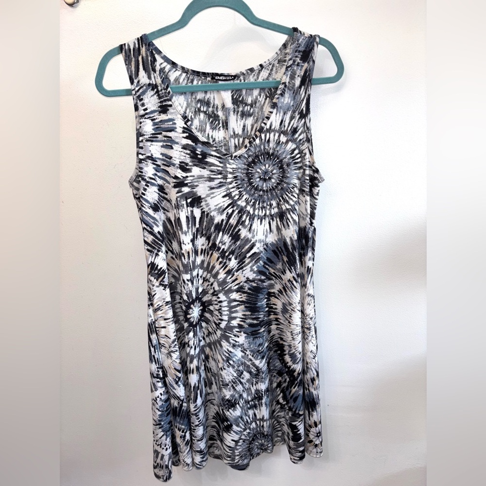 HEIMISH USA Black White Gray Tie-Dye Midi Dress